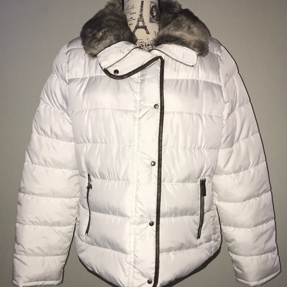 QUILTED PUFFER JACKET WITH FAUX FUR COLLAR
